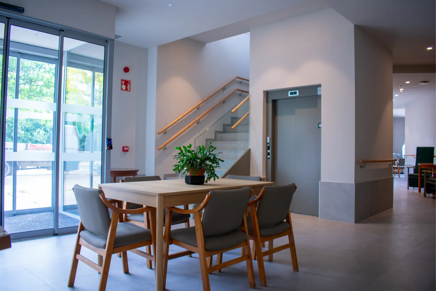 Entrada - Instalaciones Residencia Tagore en Vitoria-Gasteiz